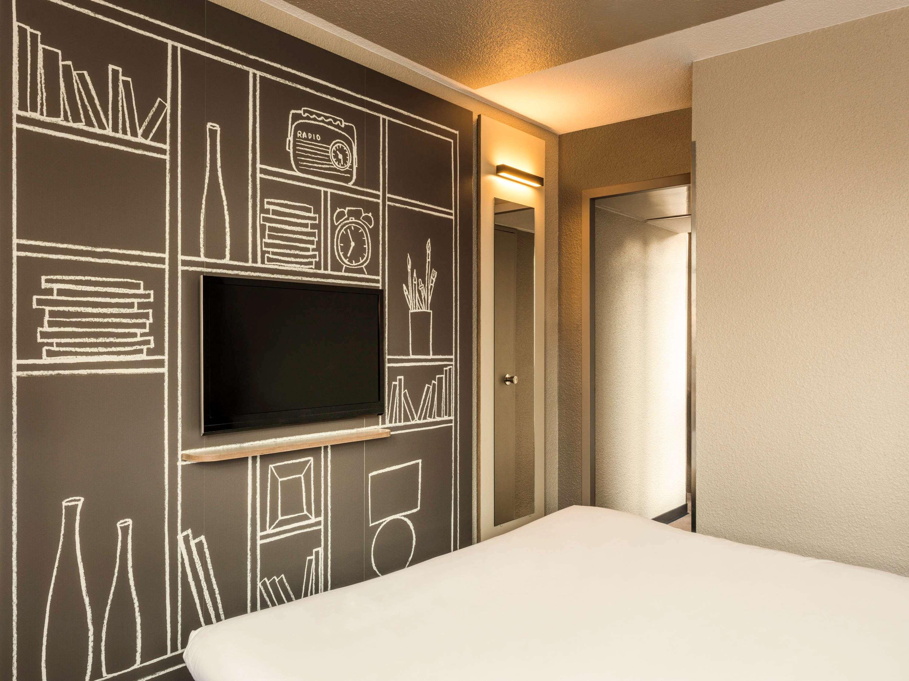 Ibis Bordeaux Centre - Gare Saint-Jean Ξενοδοχείο Εξωτερικό φωτογραφία